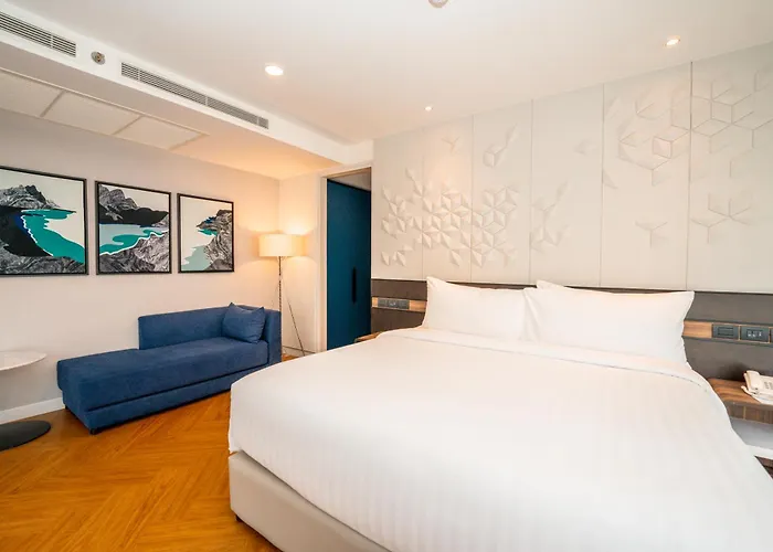 Amanta & Sathorn 4*