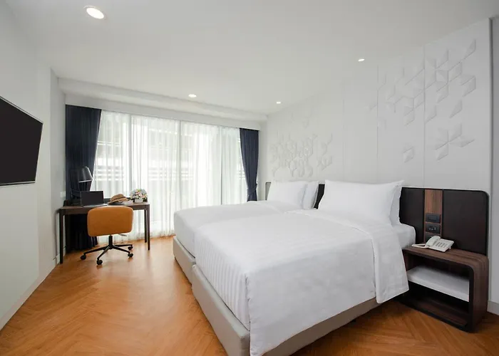 Amanta & Sathorn 4*